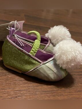 NWT Disney Store Tinkerbell Shoes Baby Size 0-6 mos